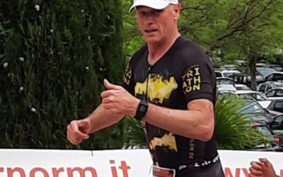 Gelungener Triathlon-Auftakt von Uwe Späth am Kalterer See
