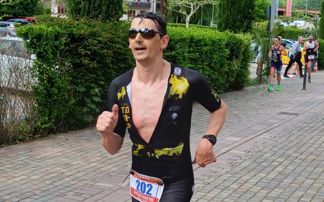 Nachtrag: Drei Biberacher in Südtirol – Erfolge beim 35. Internationalen Kalterer See Triathlon